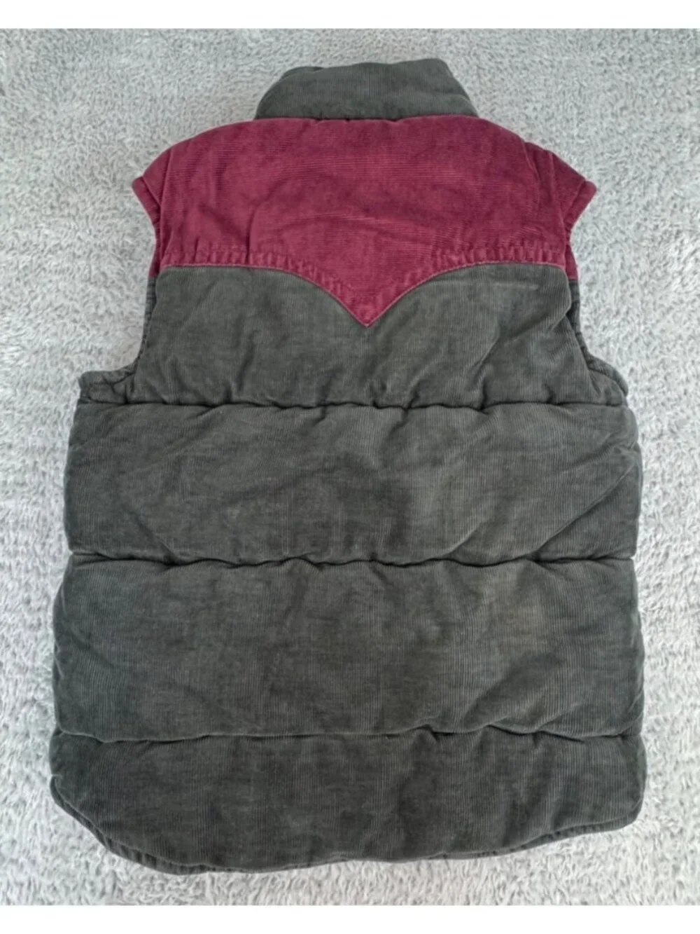 True Religion Corduroy Puffer Vest Burgundy Gray Mens M Snap Retro Western